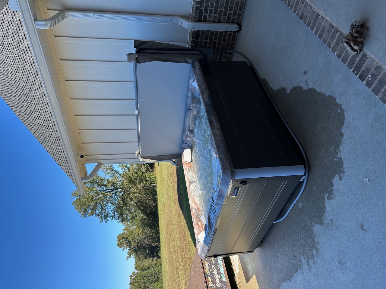 Hot tub delivered by East Texas Hot Tub Company to Henderson, Texas